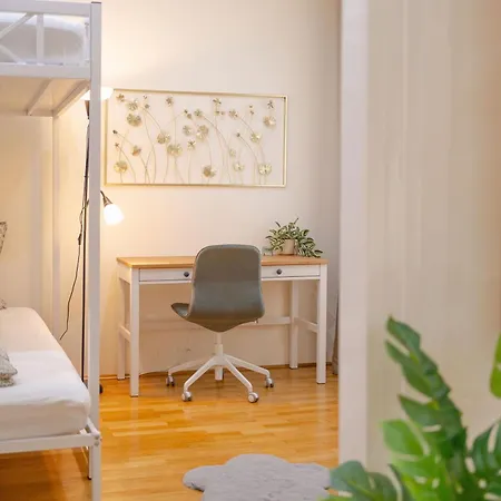 Oasis - Center * ブダペスト